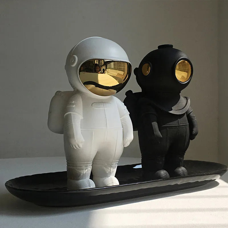 Astronaut Figurines ConnectRoom