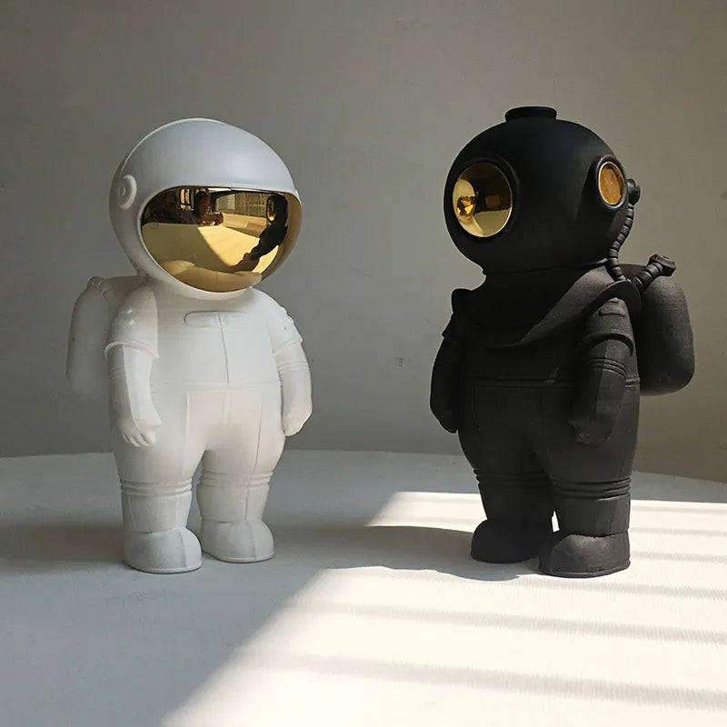 Astronaut Figurines ConnectRoom