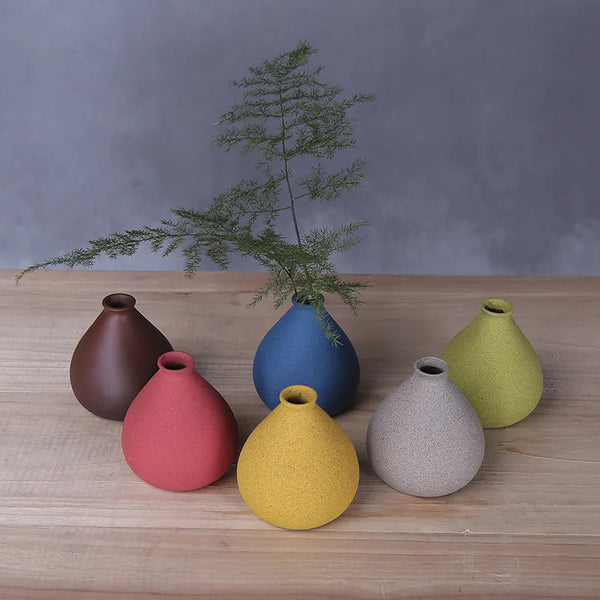 Colored Sand Vase ConnectRoom