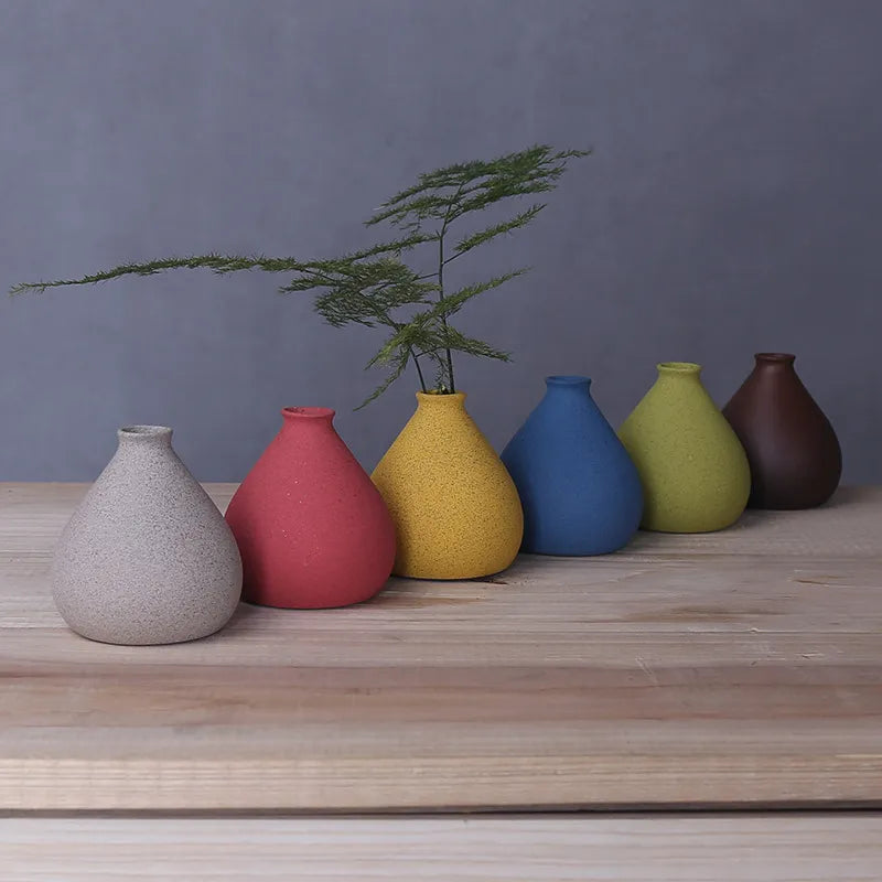 Colored Sand Vase ConnectRoom