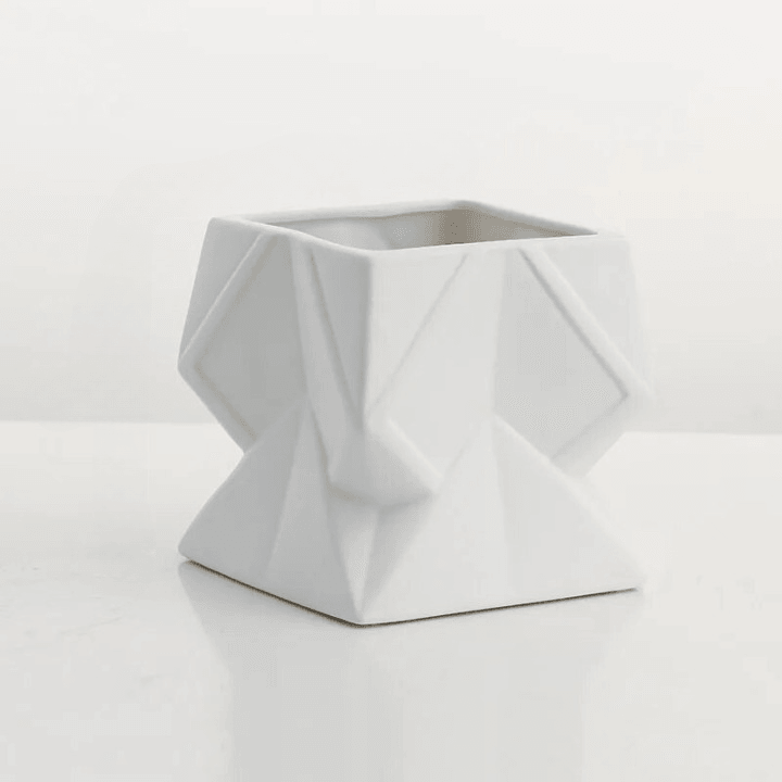 Geometric Vase ConnectRoom