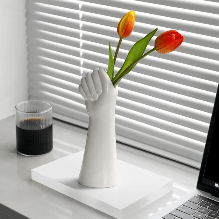 Gesture Vase ConnectRoom