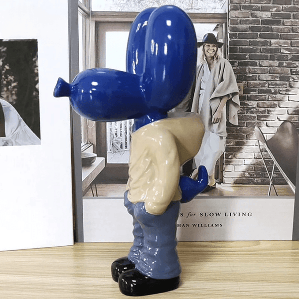 Hoodie Balloon Dog Statue ConnectRoom