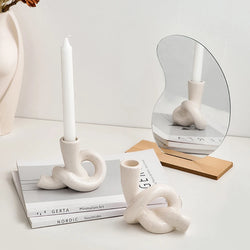 Knot Shape Candlestick